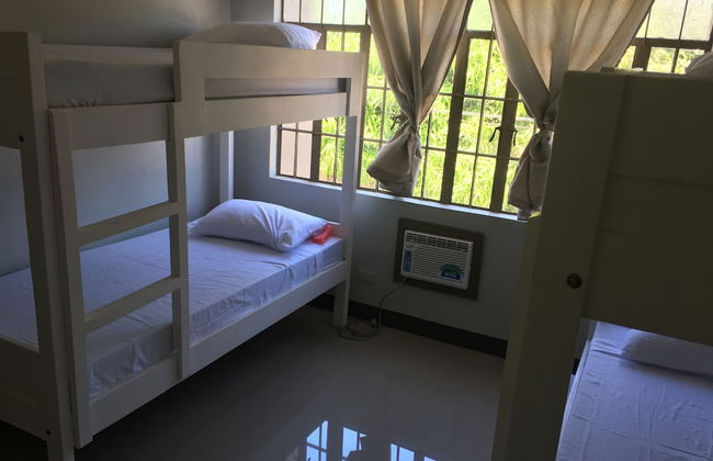 Beinte Singko de Marso Apartments - Foto 4