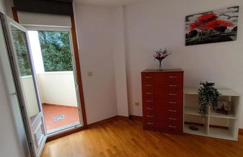 Acogedora Vivienda de 2 Habitaciones y Terraza - Foto 6