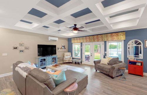 Large Waterfront Lake Murray Home with Dock - Foto 2