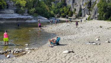 gite dans une maison en rez-de-chaussée avec piscine - Foto 4