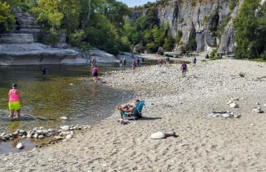 gite dans une maison en rez-de-chaussée avec piscine - Foto 4