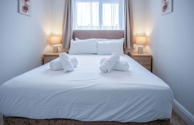 Fleet Street - 2 Bedroom - Swansea - Photo 10