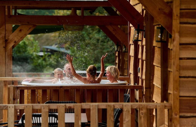 Wellness Home in Brabant With Private Spa - Photo 15