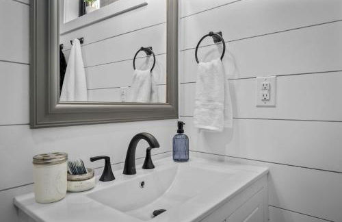 Whispering Pines Treehouse - Sunrise - Foto 29