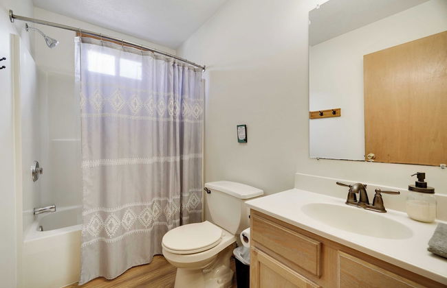 Sycamore Cove by Avantstay Hot Tub, Game Rooms - Foto 38