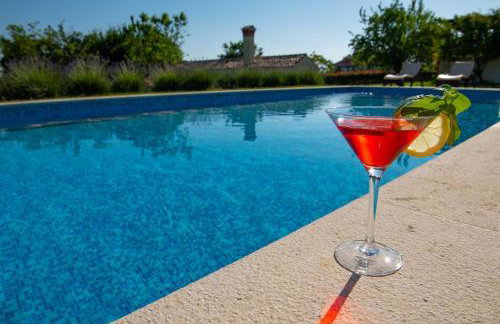 Villa Agnese, a charming pool villa surrounded by nature - Foto 25