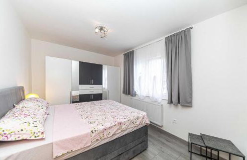 Awesome Home In Ricice With Sauna - Foto 25