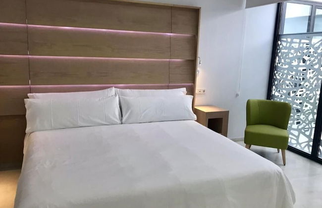 Feelathome Rivero Apartments - Photo 27