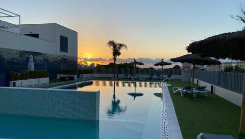 Turquesa del Mar - Charming Ground-Floor Spanish Apartment with Large Sunny Terrace - Foto 2