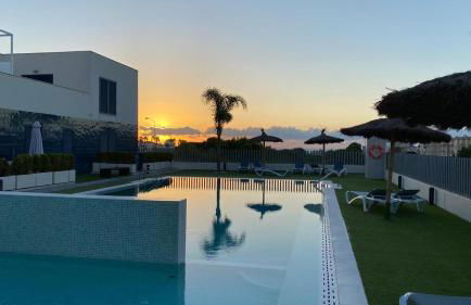 Turquesa del Mar - Charming Ground-Floor Spanish Apartment with Large Sunny Terrace - Foto 2