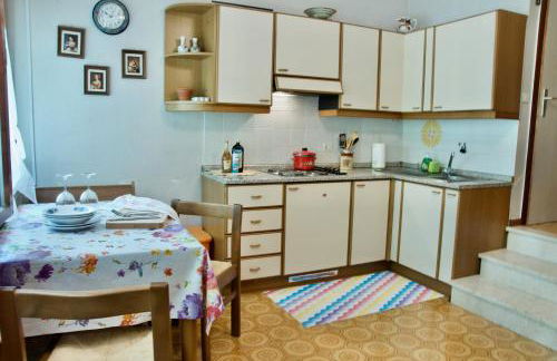 Al Sole di TSS' - Cozy Apartment a 20 Metri dal Lago di Caldonazzo - Perfetto per coppie a Calceranica al Lago - Foto 5