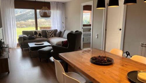 Fantástico apartamento con vistas en Esterri - Foto 3