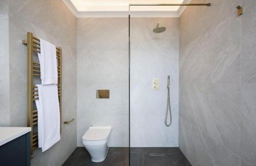 3 Bed Corner House Portobello Rd - Foto 27