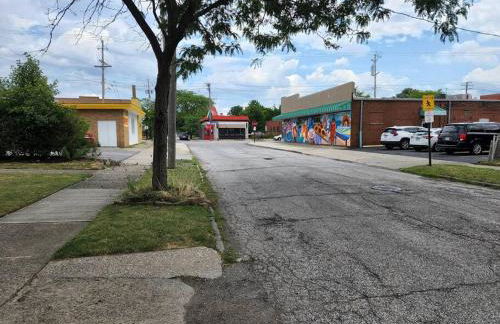 Cozy house near Lake Erie, 10 minutes to Downtown. - Foto 29