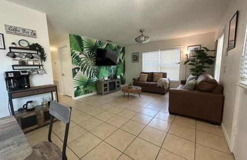 Tropical 3bed 2bath Lakeland Home on corner lot - Foto 8
