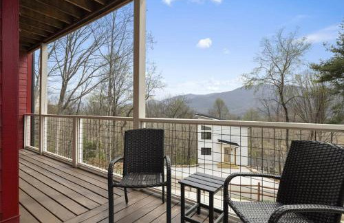 Swannanoa Serenity River Motif, Spa & Game Room - Foto 41