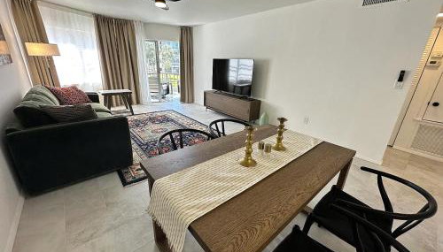 5 min walk to #1 beach in America Canal View - Foto 3