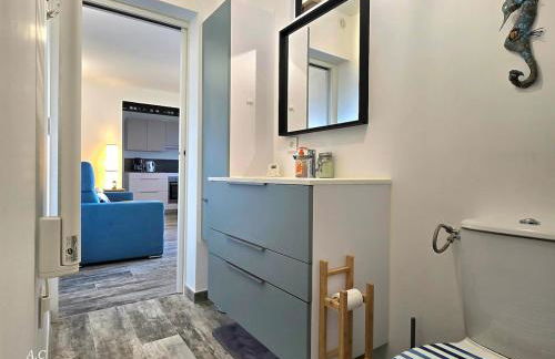 L'echapée Bleue - cosy refait a neuf, avec terrasse et vue jardin, tout se fait à pied - BY AURAconciergerie - Foto 6