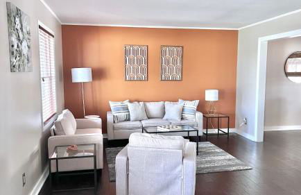 Relaxing Work-Ready 3BD2BA - 1 Mile to U of I - Foto 12