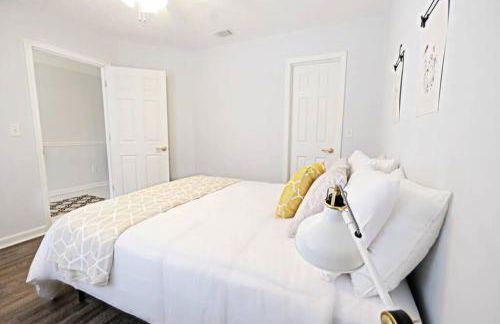 Dwell Proper 2 Bedroom Condo - Foto 5