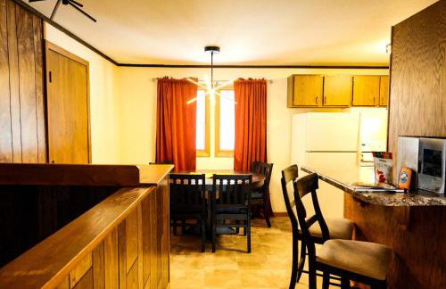 Winter Vacation Get Away I Alpen Villas at Powderhorn Mountain - Foto 13