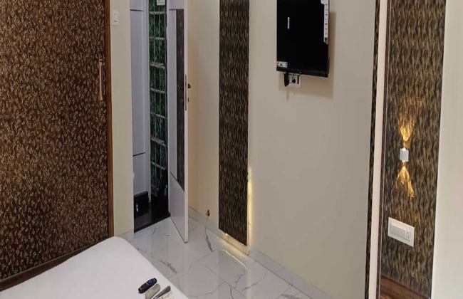 The Diplomat Villa - Photo 19