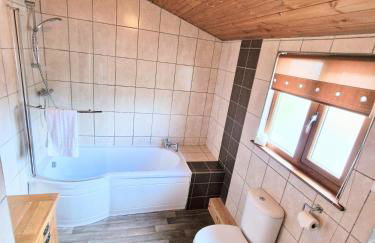 Torridon 1 with Private Hot Tub - Fife - Loch Leven - Lomond Hills- Pet Friendly - Photo 10