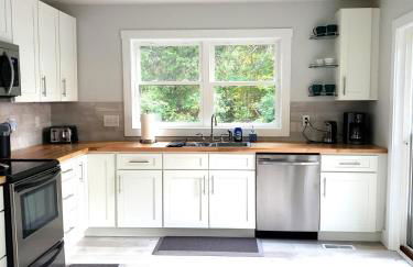 18-Acre Waterfront Sanctuary Peace and Privacy - Foto 28