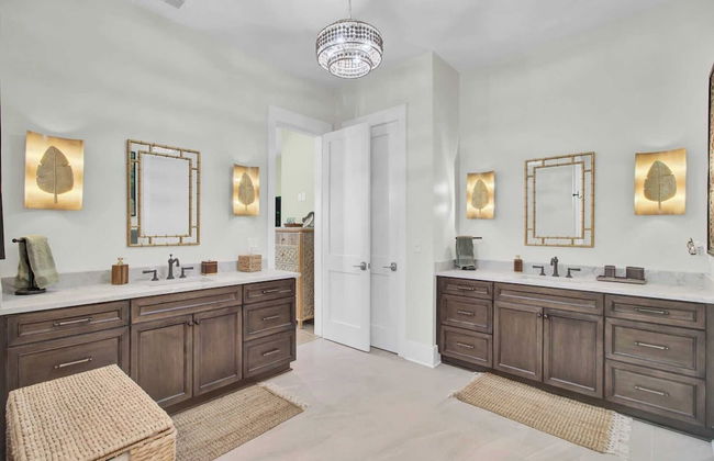 Walk to the Beach + Private Pool, Rooftop Terrace, Balcony 3602 Cameron - Foto 16