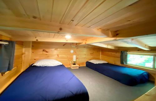 Nana Cabin Tiny Log Home Comfort In Rustic Bliss - Foto 12