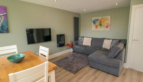 6 Fairfax Close - Photo 2