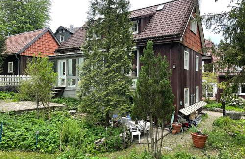 Liebevoll eingerichtetes Ferienhaus mit großem Garten - Foto 14