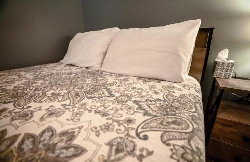 Cabin w Boat Parking Near Lake of Egypt - Foto 30