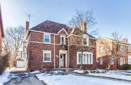 Spacious 5BR - Sleeps 10 - University District home - Photo 17