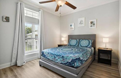 Old Town Bay St. Louis Outdoor Bar Area Game Room - Foto 4