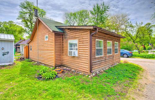 Historic Cabin Retreat Steps to Okoboji Lake - Foto 23