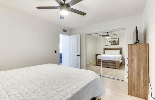 Pool, Basketball and BBQ! Glendale Group Getaway - Foto 13