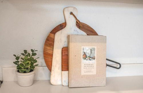 Large 5 bd home close to Beaches - Photo 41