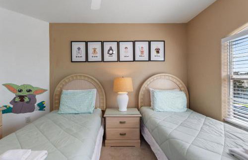 6 Bed, 2 Suites, Pool, Spa, Games Room #800 6 Bedroom Villa - Foto 95