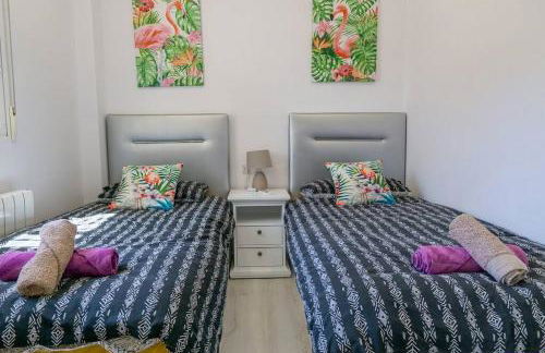 Casa Lilly-Rose, a beautiful 3 bedroom detached villa a short walk to the Villamartin Plaza & Golf course - Foto 40