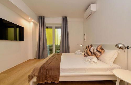 The Lake Giant with Lake View Renovated 2025 DesenzanoLoft Official Partner Homes & Villas by Marriott Bonvoy - Foto 40