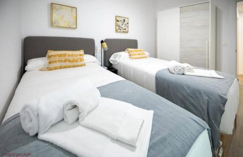Apartamento familiar premium en Playa Granada - 3 dormitorios, piscina y golf - Foto 10