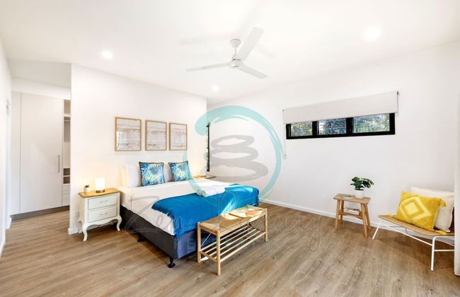 Urbanretreat Modern Outdoor Dining Backyard - Foto 17