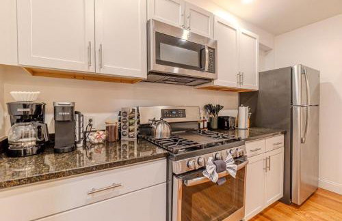 4BDR Near Tufts-10min-Walk to Subway-Free Parking - Foto 18