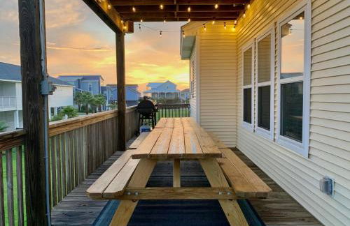 Tranquil Retreat with Gulf Views, 2 Min to Beach - Foto 6