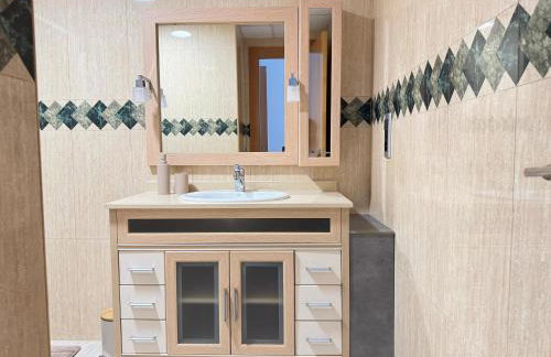 Suite Miramar primera línea playa - Foto 11