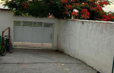 Lagoa a pé, piscininha, garagem para dois carros - Photo 17