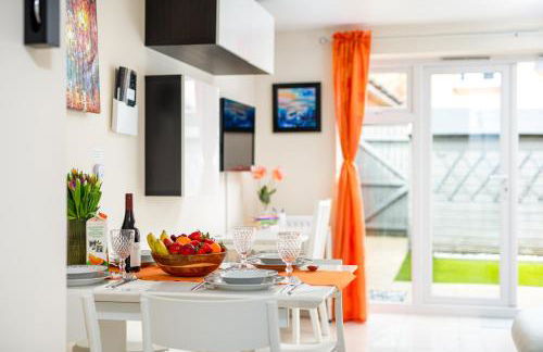 New Modern and Quiet 2Bed House by FabAccommodation - Foto 12