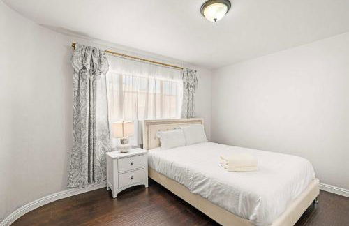 Spacious Retreat w Large Kitchen & Outdoor Patio - Photo 48