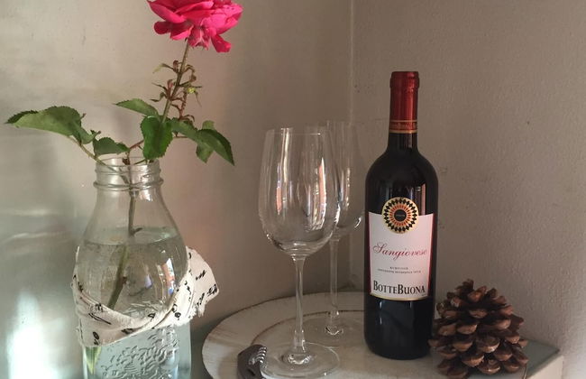 Apartment Self - Photo 8